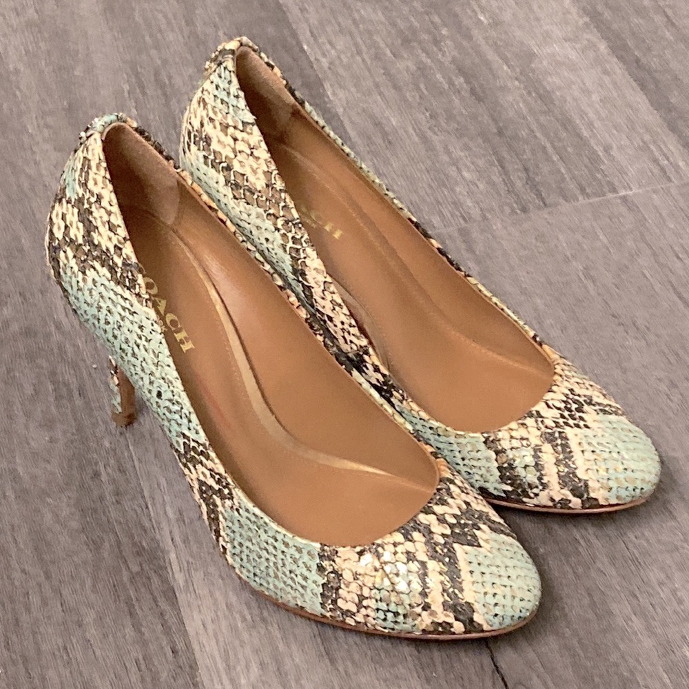 Gorgeous Coach high-heeled shoes - Picture 4 of 16